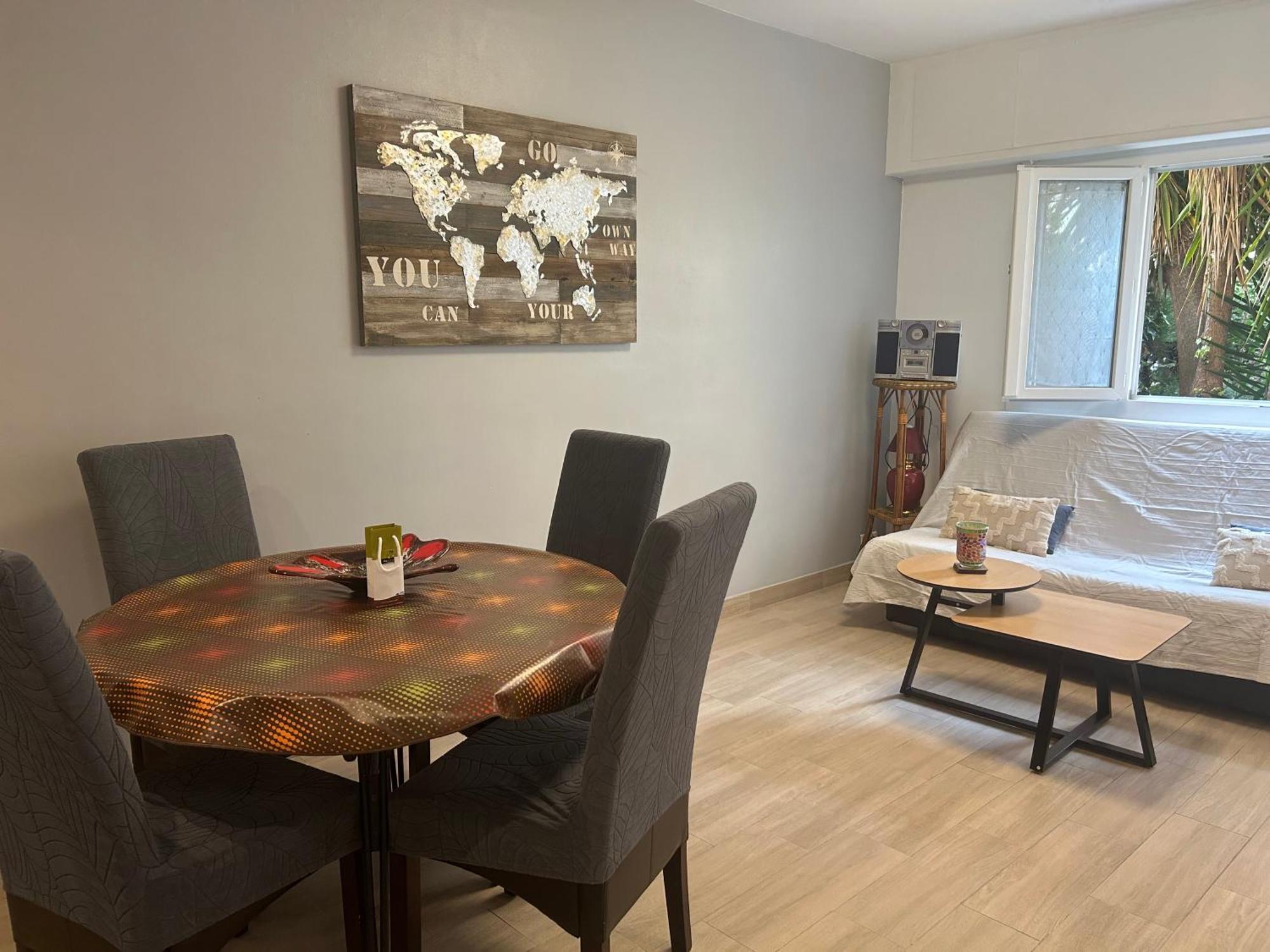Location Saisonniere Menton Exterior foto