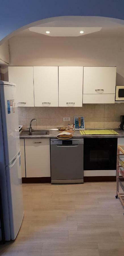 Location Saisonniere Menton Exterior foto
